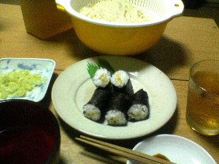 そうめんと納豆巻き