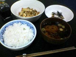 ブナピーのガーリックバターソテーほか