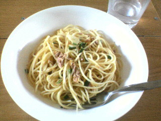 ツナのペペロンチーニ