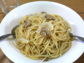 キノコのパスタ