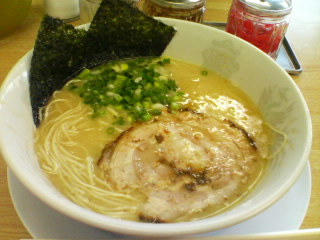 芳々亭 （よしよしてい）