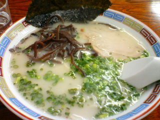 博多・長浜ラーメン　おてもやん